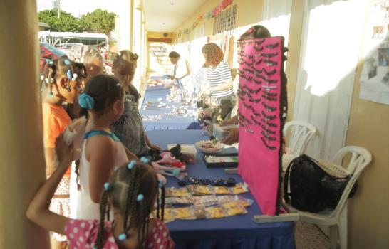 Con actividades en escuela Domingo Savio, Ministerio de Cultura inicia programa “Asalto cultural”  