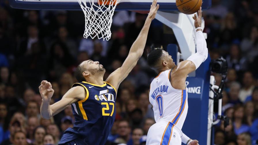 Con ‘triple doble’ de Westbrook, Thunder vence a Jazz