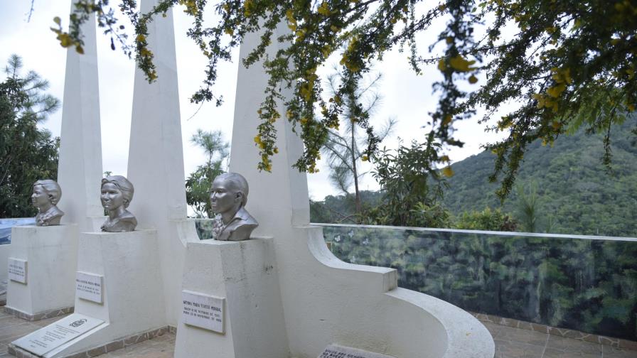 La olvidada plazoleta de las Hermanas Mirabal en Santiago La olvidada plazoleta de las Hermanas Mirabal en Santiago