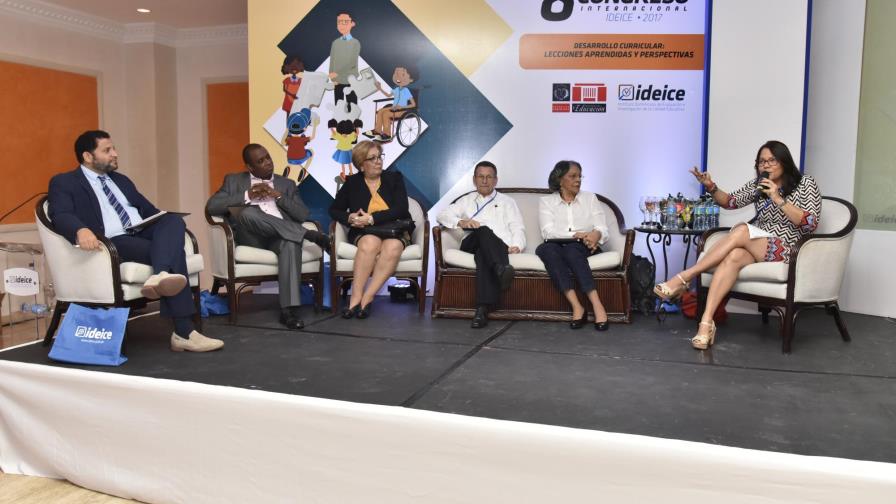 Realizan congreso por la calidad de la educación