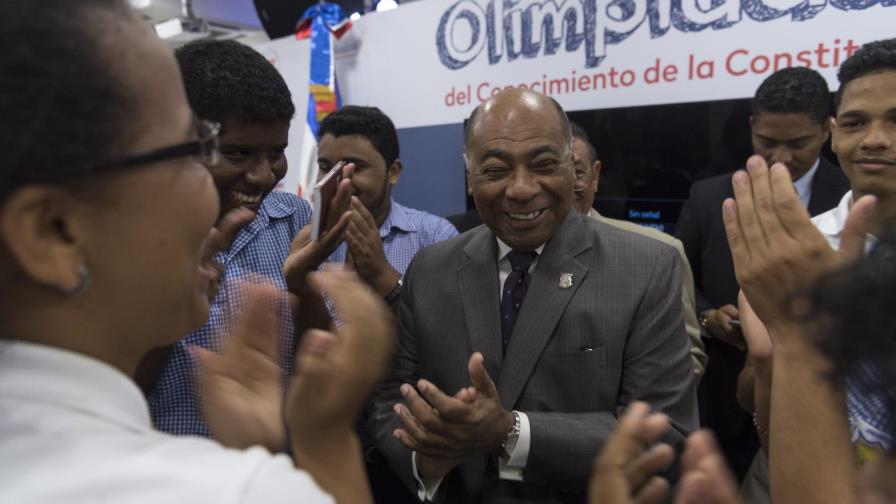 Milton Ray Guevara: “En el país hay temor de que se conozca la Constitución”