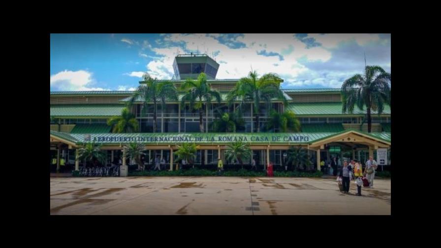 Oficiales habrían permitido aterrizaje de avioneta con droga en aeropuerto La Romana 