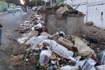 Denuncian cúmulo de basura en mercado público de Barahona Denuncian cúmulo de basura en mercado público de Barahona