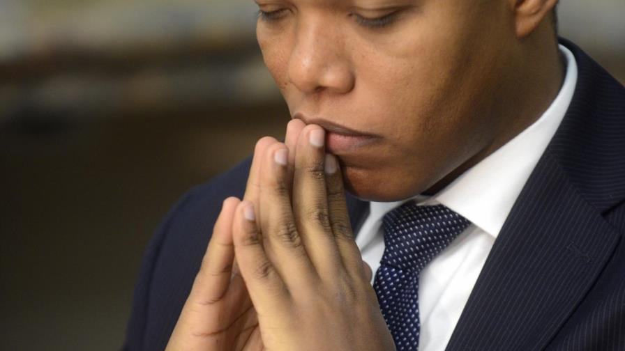 Roban servidores y equipos de oficina política de Milton Morrison