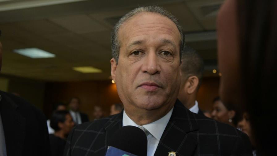 Reinaldo manda a callar a dirigencia peledeísta, a propósito de escarceos por primarias  