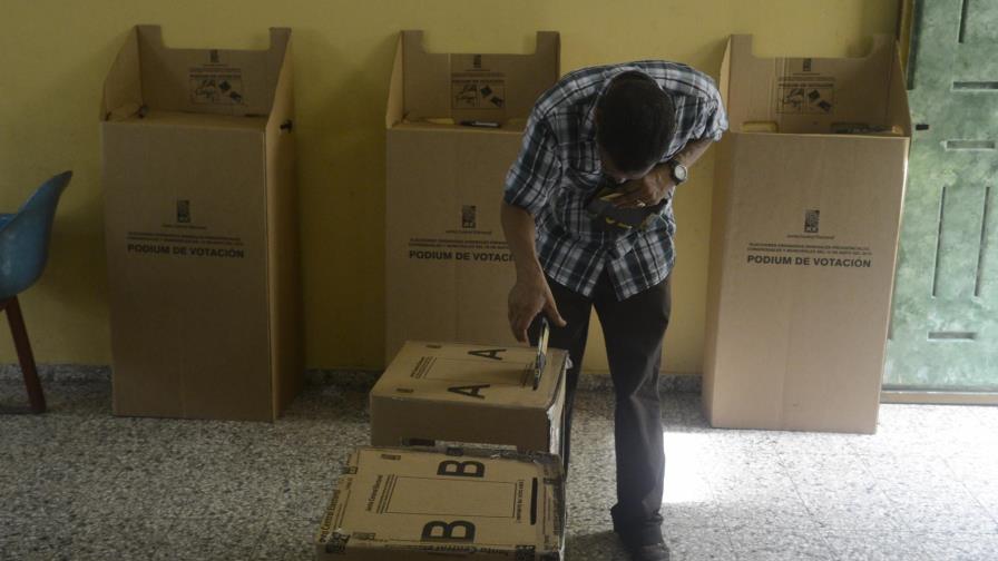 La desesperanza en el sistema político hace que la gente pida autoritarismo La desesperanza en el sistema político hace que la gente pida autoritarismo