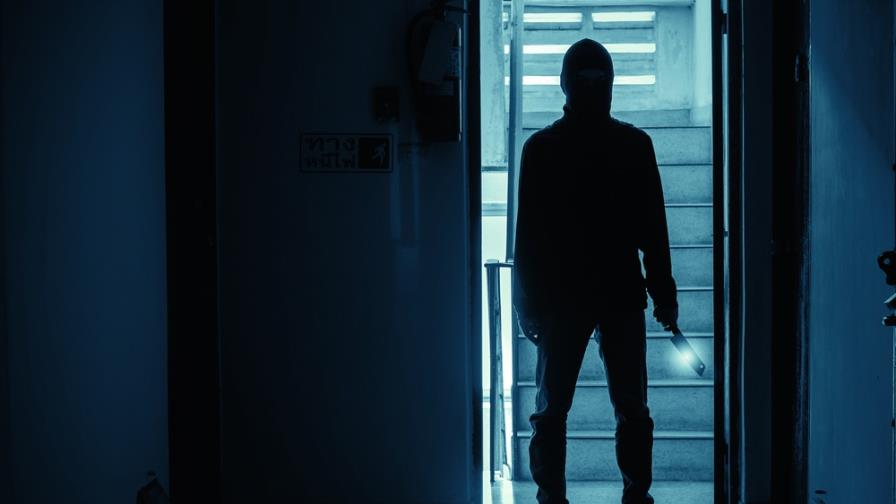 Matan anciana y causan heridas a su esposo en La Vega durante un robo Matan anciana y causan heridas a su esposo en La Vega durante un robo