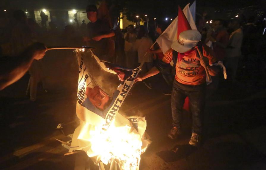 Honduras sigue en incertidumbre y crisis dos semanas después de elecciones
