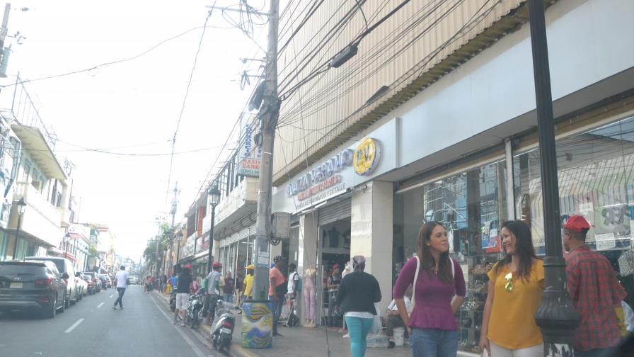Ventas se incrementan en comercios de Santiago
