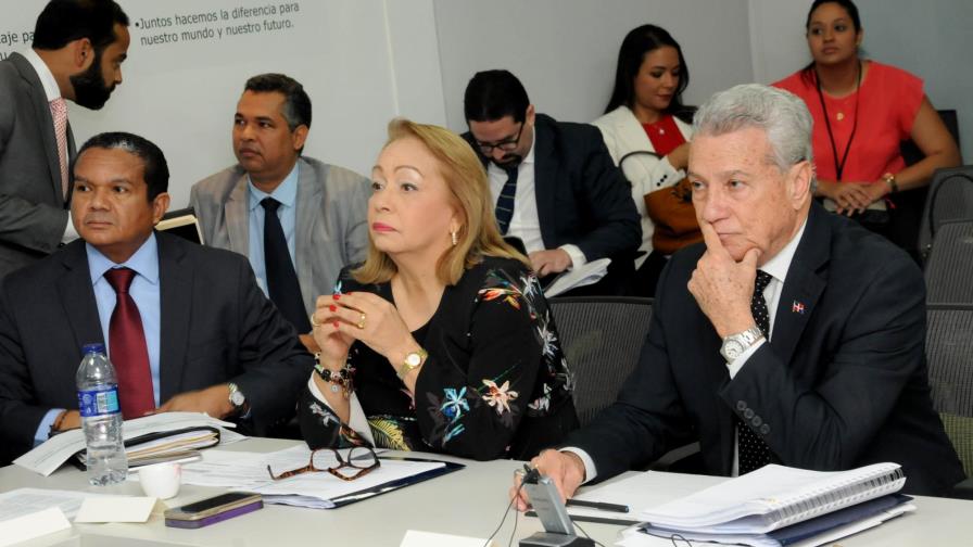 Aprueban 21 empresas y dos parques de zonas francas Aprueban 21 empresas y dos parques de zonas francas