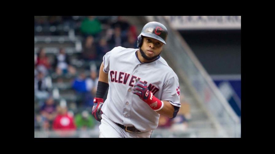 Los Rockies de Colorado tendrían a Carlos Santana