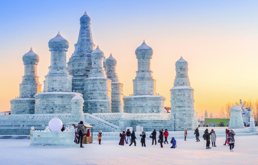 China inaugurará el día de Navidad el mayor parque de hielo y nieve del mundo
