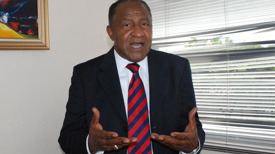 La Federación de Fútbol recibió RD$96 millones, pero incumplió