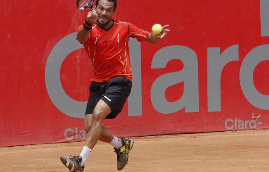 Estrella complacido de jugar frente a público dominicano en el abierto de Tenis Copa Claro 