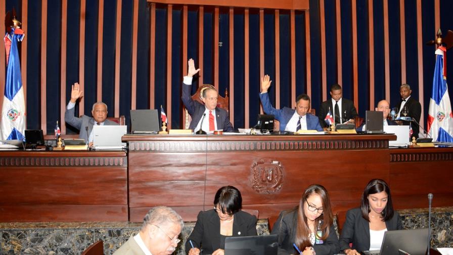 Senado aprueba en primera lectura proyecto ley para Prevención del Comercio Ilícito