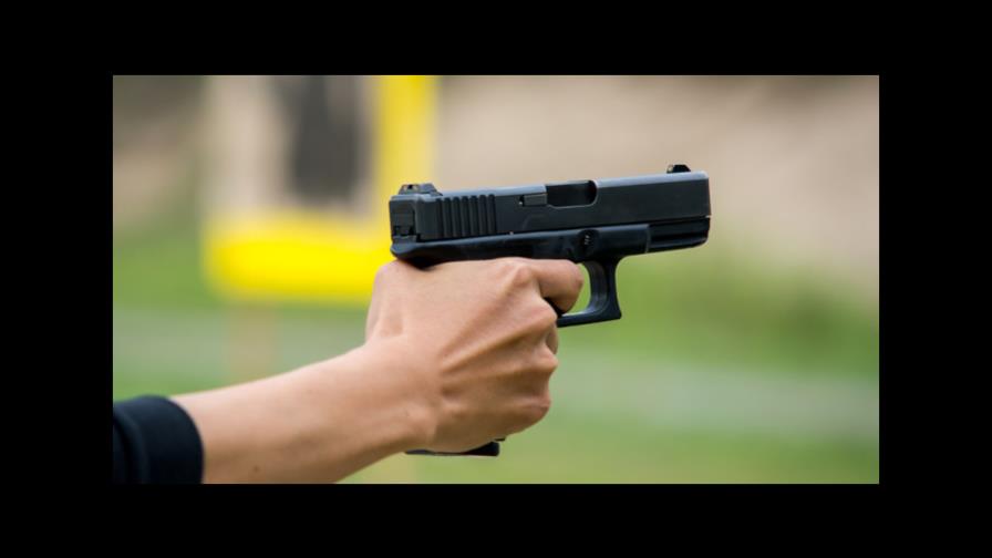 Hieren de varios disparos a dos jóvenes en Barahona