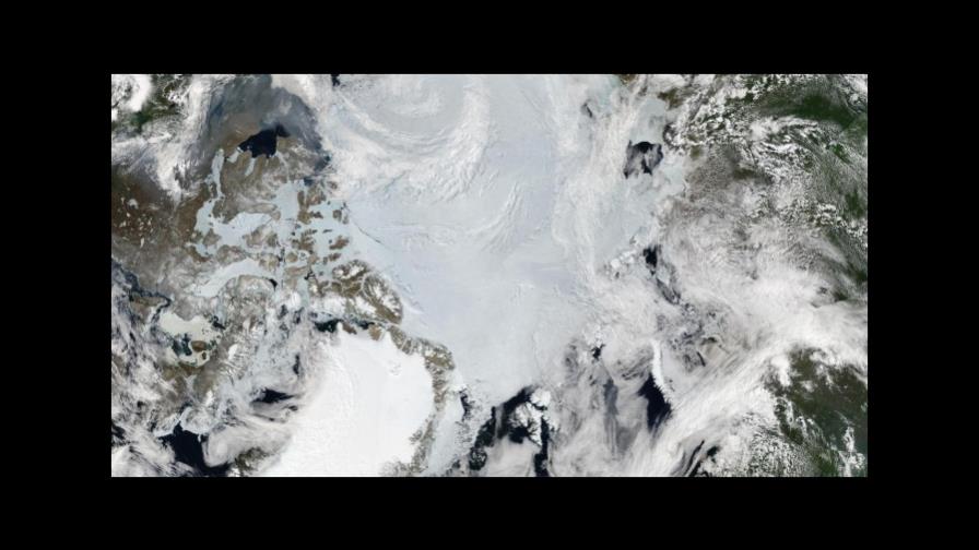 El Ártico se calienta más rápido que el resto del mundo y se derrite también