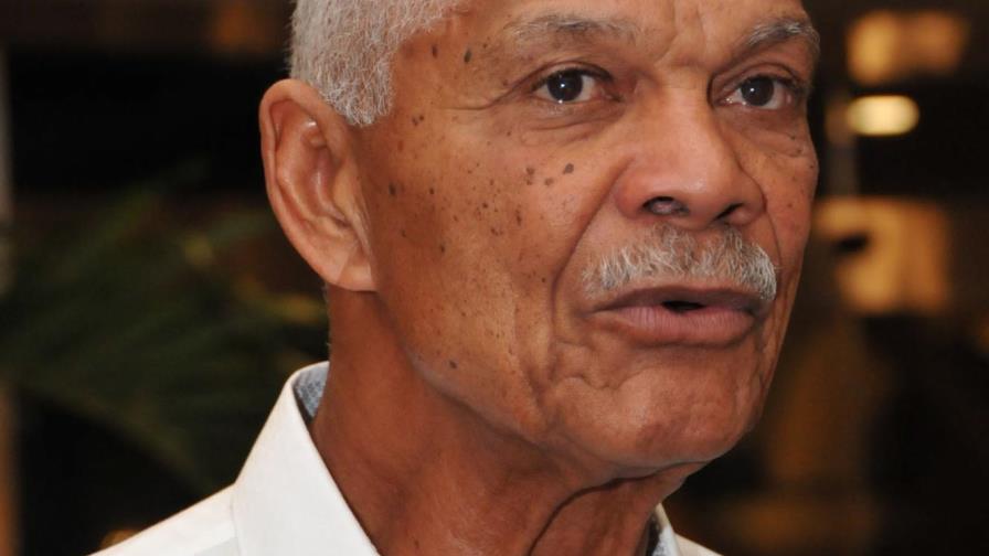 Felipe, 1er. pelotero protestó himno USA