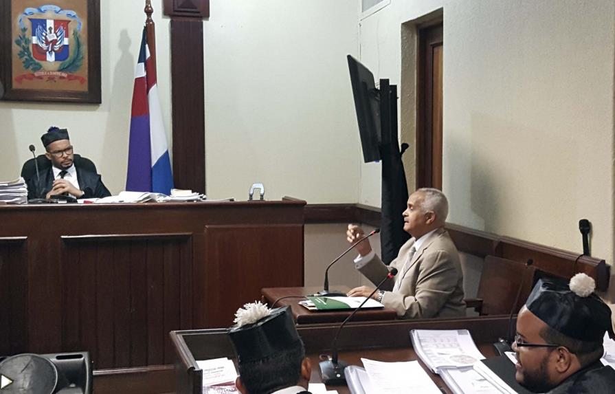 Presidente de JAD testifica a favor de Peralta en juicio