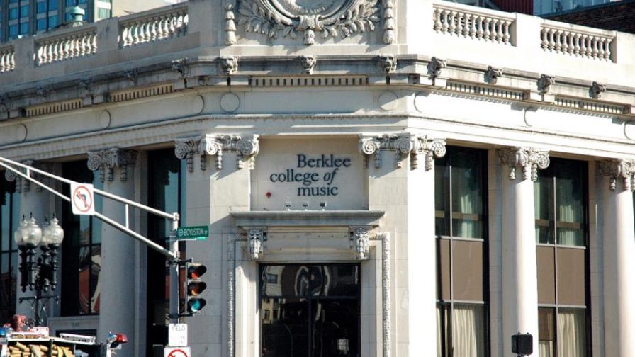 Convocan una beca en la universidad Berklee