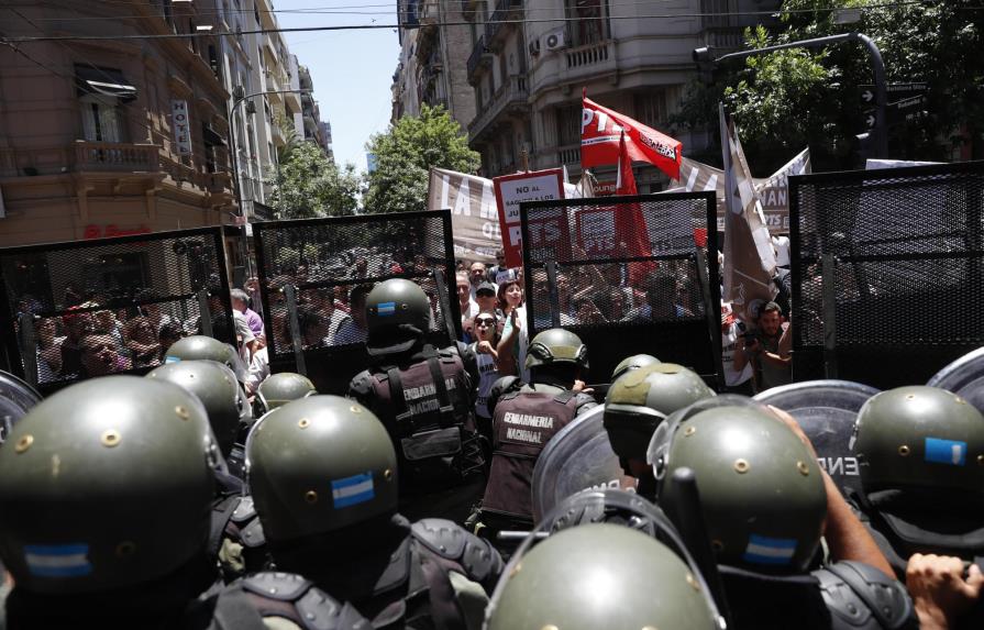 Oposición argentina denuncia al Gobierno por “represión” contra protesta