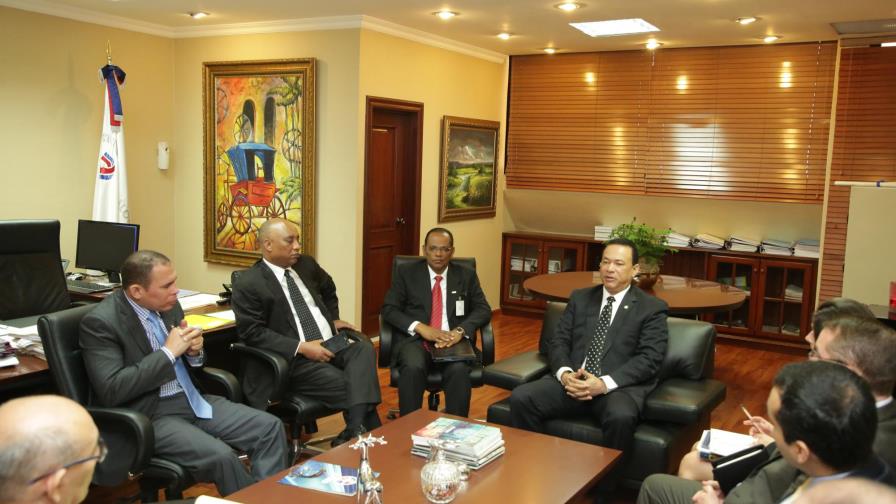 Evalúan avances del país en el control interno y transparencia gubernamental