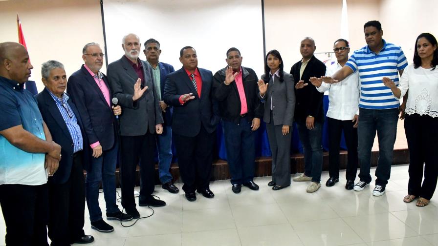 Franklin de la Cruz fue electo en la federación de triatlon