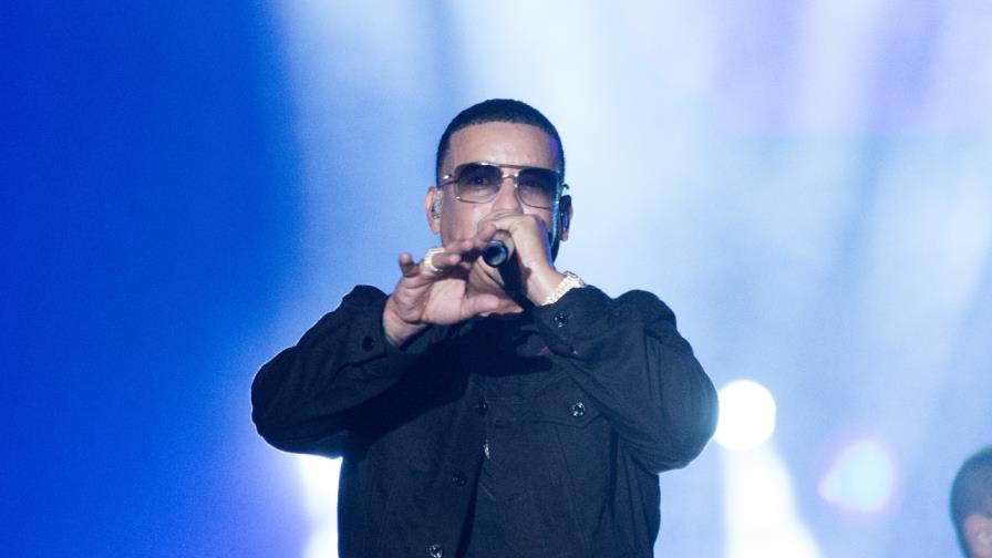 Daddy Yankee demuestra su amor por Quisqueya