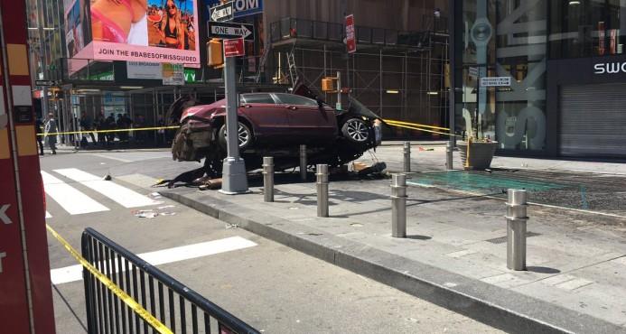 Dominicano que atropelló 23 personas en Times Square alegará locura