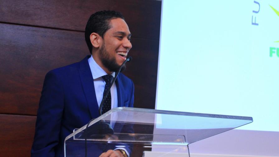 Jaime Rincón recauda RD$1 millón 25 mil para construir centro odontológico en Guerra