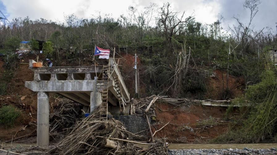 Irma y María asomaron su ojo al país y soplaron destrucción a su paso Irma y María asomaron su ojo al país y soplaron destrucción a su paso