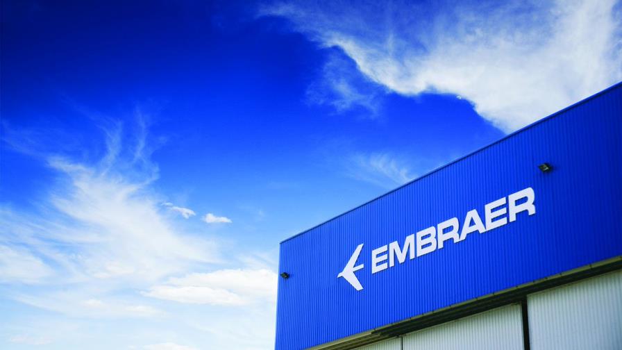 Un exdirectivo de Embraer se declara culpable de corrupción en EE.UU.