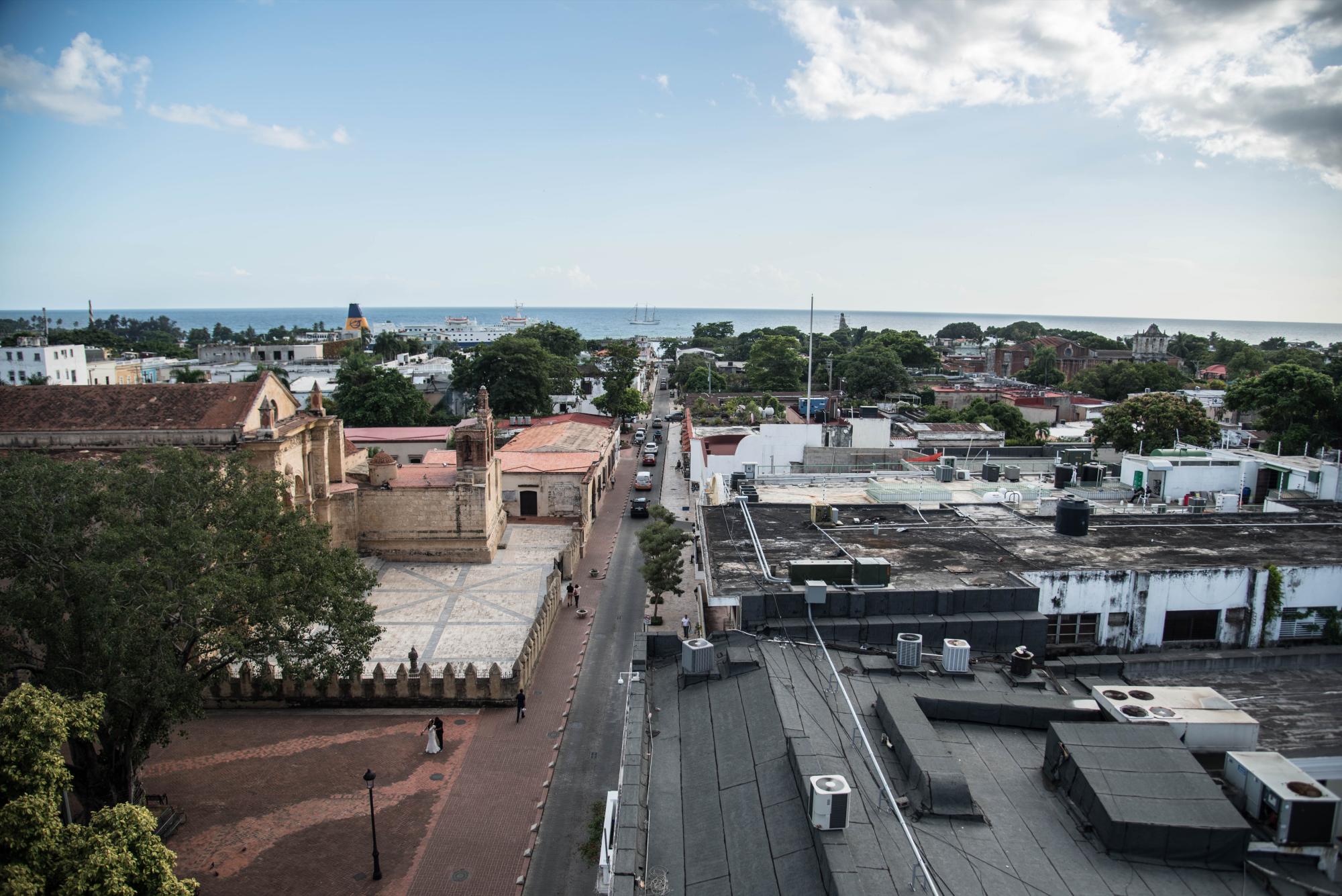 Vista del puerto desde el campanario.