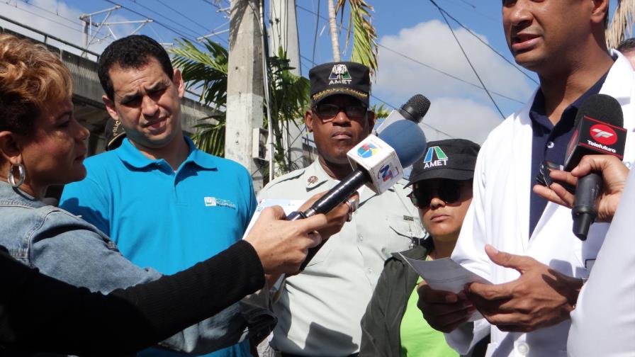 Director hospital Ney Arias Lora llama a conductores a evitar muertes por choques de tránsito en estas navidades