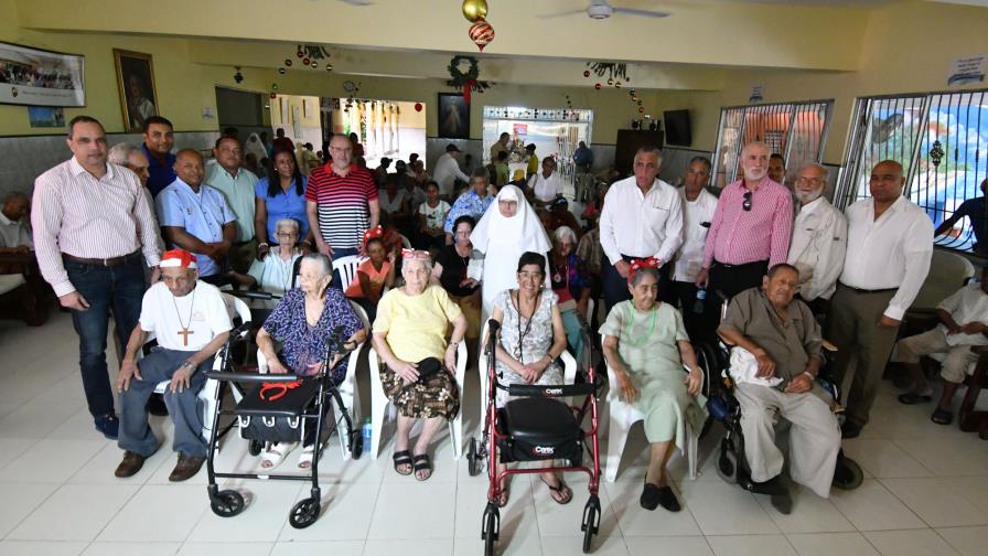 Comité Olímpico Dominicano ofrece encuentro navideño a envejecientes Asilo San Francisco de Asís Comité Olímpico Dominicano ofrece encuentro navideño a envejecientes Asilo San Francisco de Asís