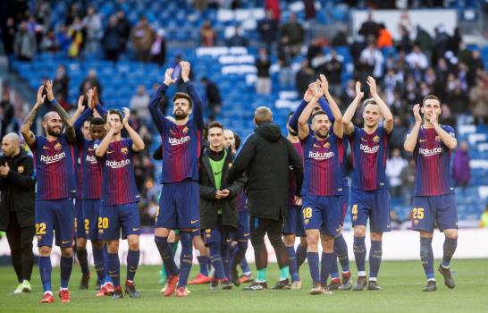 Barcelona le aplica 3-0 al Real Madrid y se distancia en la Liga