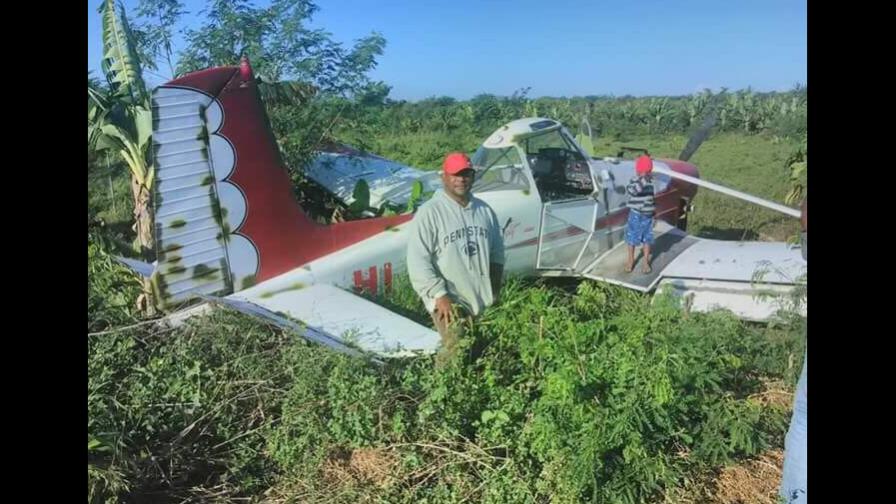 Cae avioneta en Montecristi; piloto enviado a centro médico