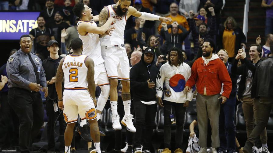 Clavada de Chandler da triunfo a Suns sobre Grizzlies