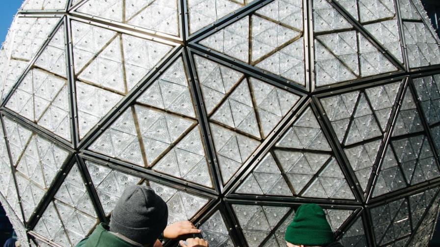 Nueva York se prepara para despedir el año en Times Square Nueva York se prepara para despedir el año en Times Square