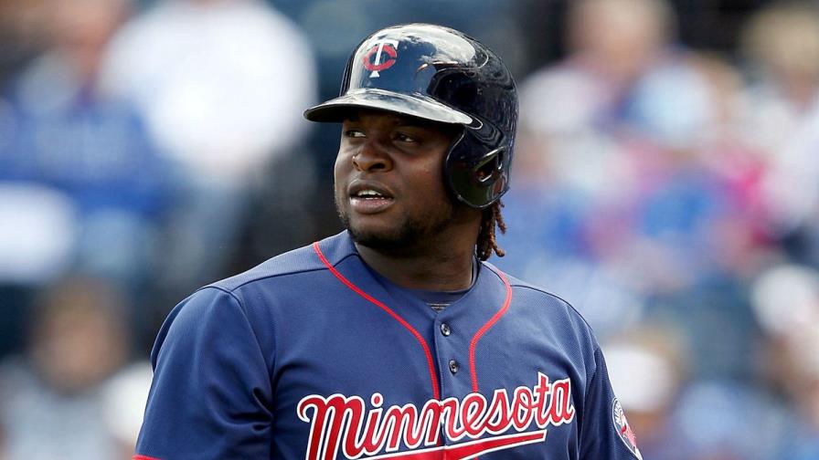 Miguel Sanó es acusado de agresión sexual 