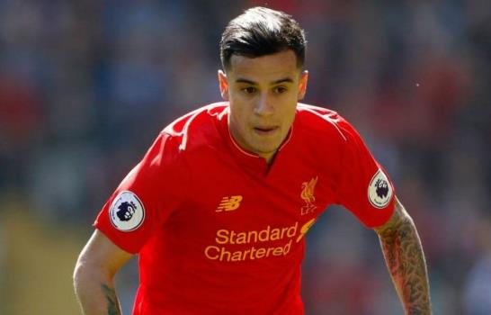 Venta de camiseta de Coutinho con el Barcelona confirma su traspaso 