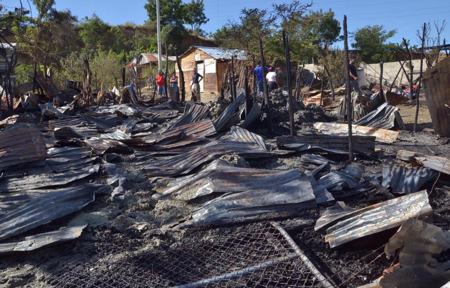 Bomberos de Santiago reportan dos incendios en las últimas horas