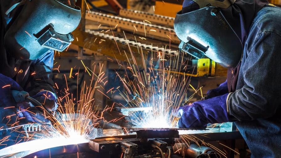 Industrias españolas terminaron el 2017 en alza Industrias españolas terminaron el 2017 en alza