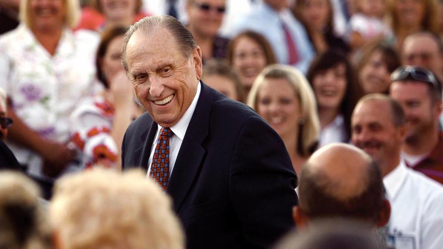Muere a los 90 años el presidente de la iglesia mormona