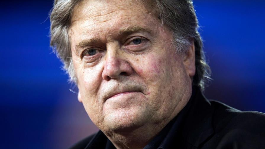 Exasesor presidencial Bannon dice que sigue apoyando a Donald Trump