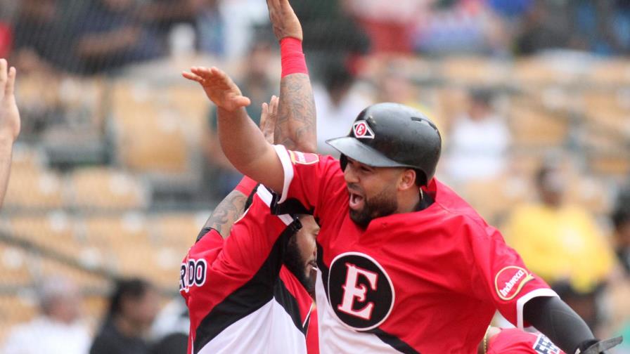Leones atacan y se ponen a un juego del segundo lugar Leones atacan y se ponen a un juego del segundo lugar