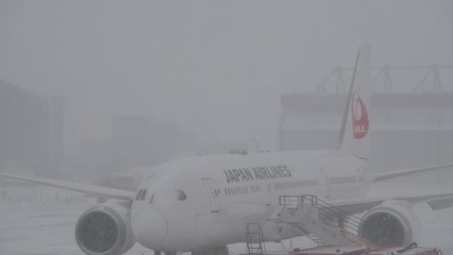 Cierran aeropuertos JFK y La Guardia de Nueva York por tormenta de nieve