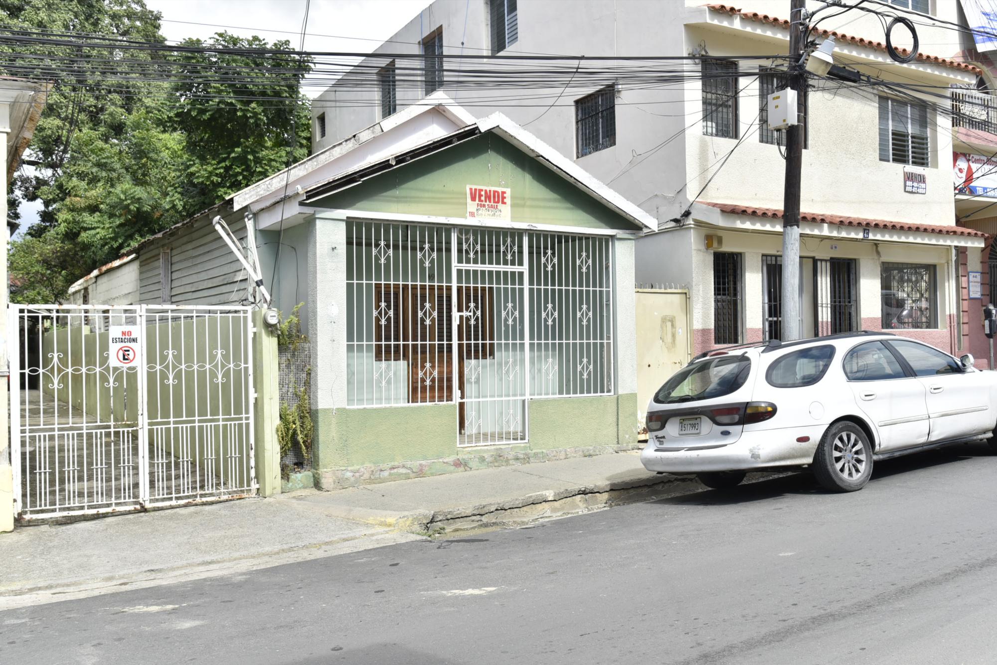 Casa de Los Martínez donde amaneció un grupo de los peloteros del Santiago antes de partir a Barahona.
