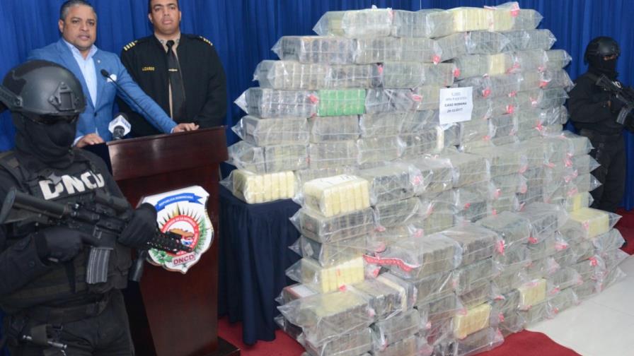 Aplazan otra vez coerción a implicados en el tráfico de 878 kilos de cocaína incautados próximo a isla Catalina