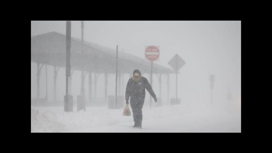 Cancelan este viernes 16 vuelos más por tormenta de nieve en Estados Unidos Cancelan este viernes 16 vuelos más por tormenta de nieve en Estados Unidos